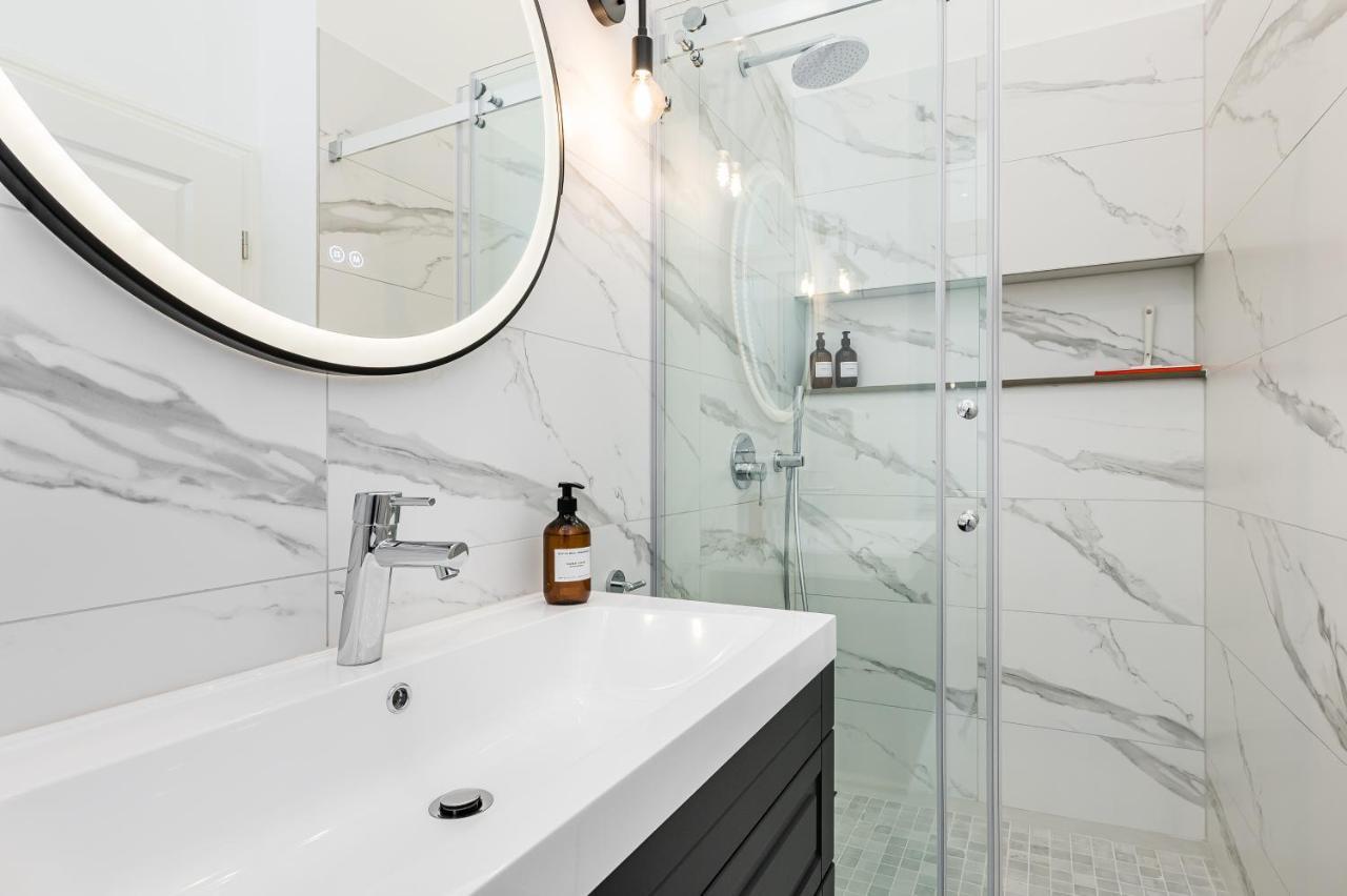 Neues Design-Apartment In Friedrichshain Берлин Екстериор снимка